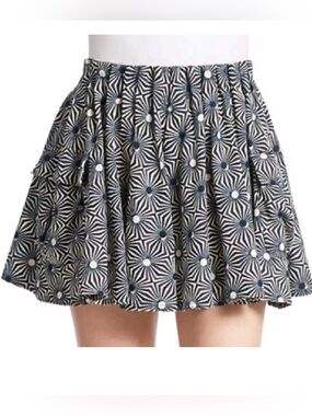 Free People So Much Fun  Black & White Geo Daisy Pleated Mini Skirt